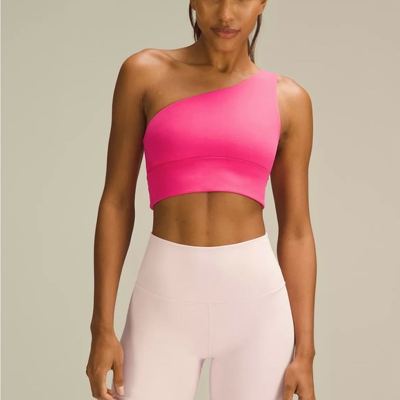 LULULEMON Asymmetrical bra A/B cup - Picture 1 of 3